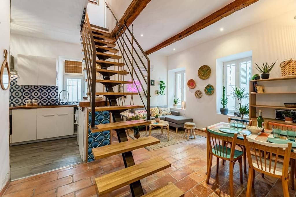 Ciotat Colada Beau Duplex Atypique A 50 M Du Port Classe 3 Etoiles La Ciotat Bagian luar foto